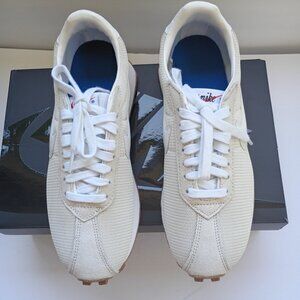 Nike LD-1000 Women's Size 9.5 White Gum Athletic Running Shoes HF3227 101